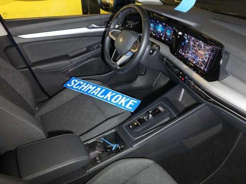 Gebraucht VW Golf VIII Life 116 PS (85 kW) 2023 Atlantic blue Limousine