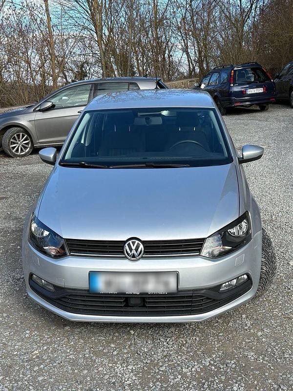Gebraucht VW Polo 90 PS (66 kW) 2014 Silber Kleinwagen