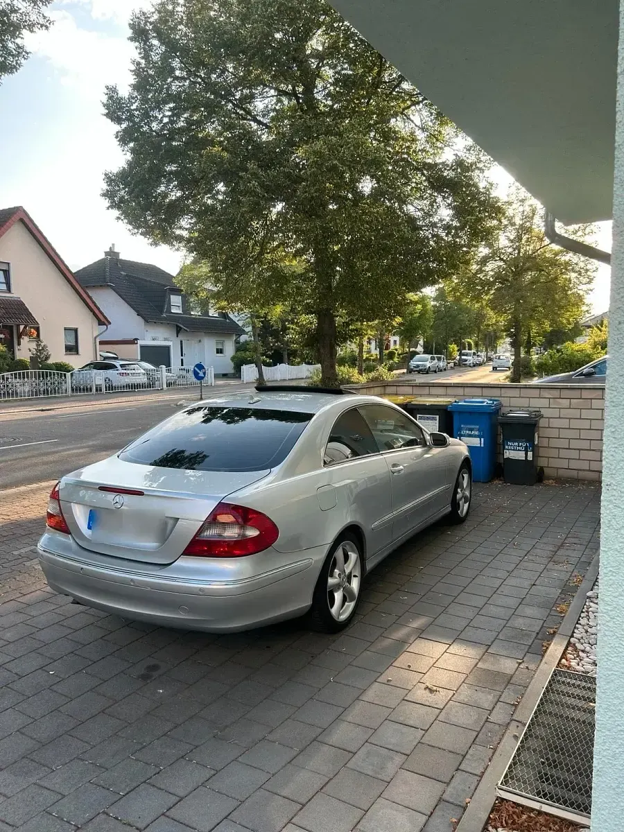 Gebraucht Mercedes CLK320 Elegance 224 PS (164 kW) 2006 Silber Coupé