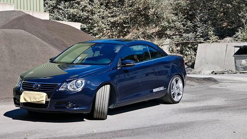 Blau Gebraucht 2009 VW Eos Edition Cabrio | 4.650 € (Fairer Preis) - Bild 1/4