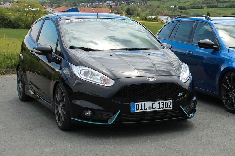 Gebraucht Ford Fiesta ST 209 PS (153 kW) 2015 Schwarz