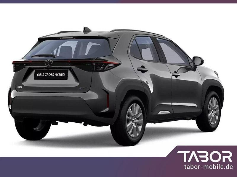 Neu Toyota Yaris Cross 116 PS (85 kW) 2026 Marlin grau metallic SUV