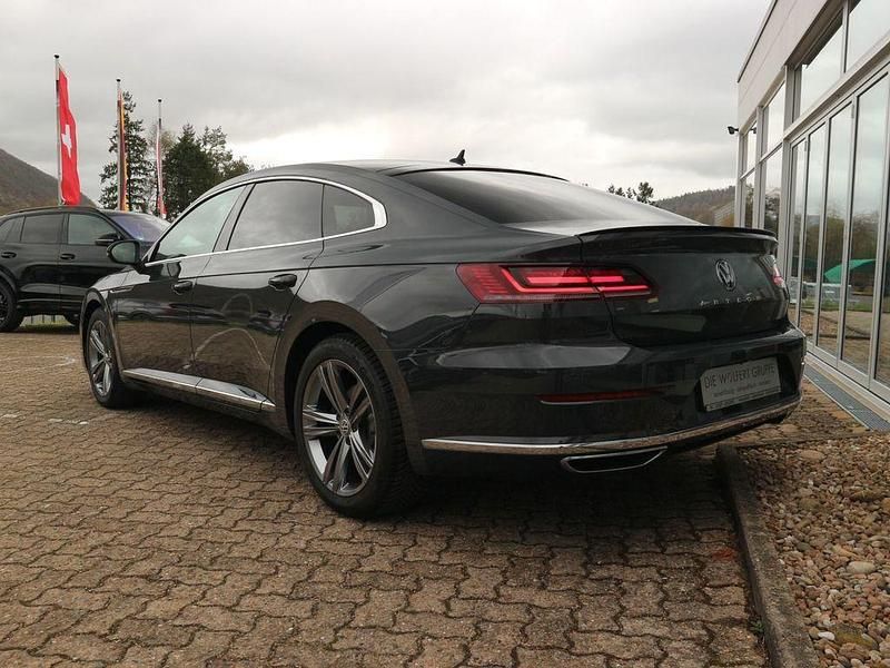 Gebraucht VW Arteon R-line 150 PS (110 kW) 2019 Uranograu Kleinwagen