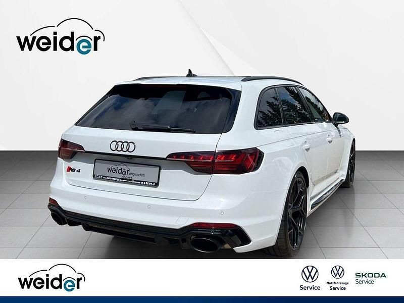 Gebraucht Audi RS4 Sport 450 PS (330 kW) 2025 Weiß Kombi