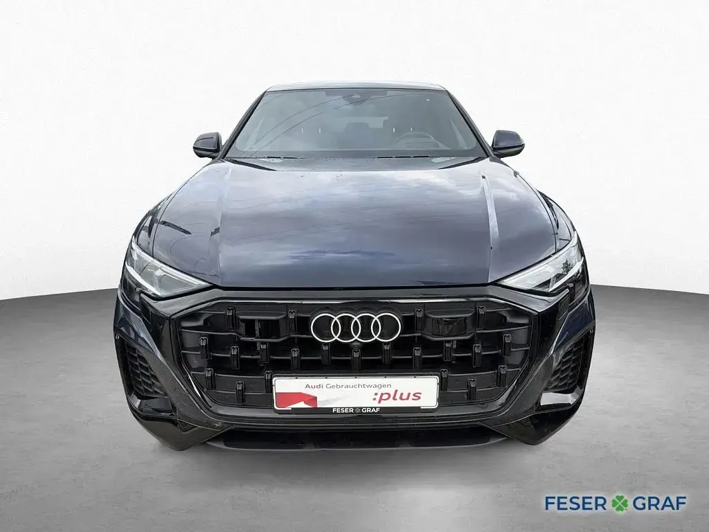 Gebraucht Audi Q8 Ambiente 394 PS (289 kW) 2025 Blau SUV