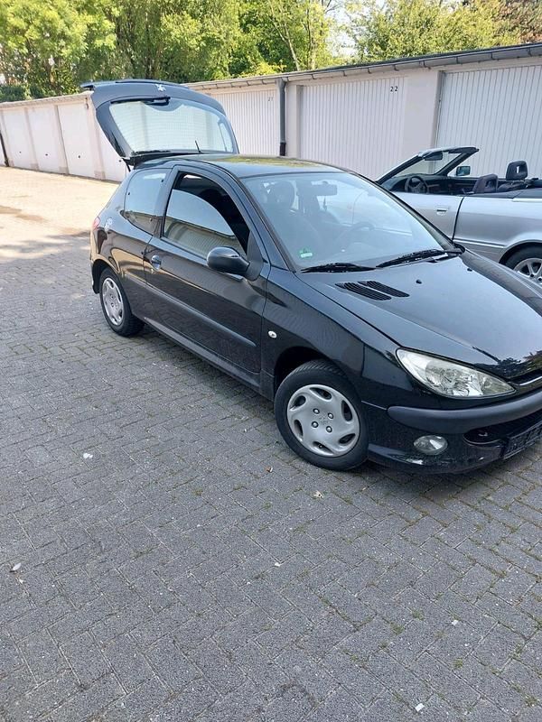 Schwarz Gebraucht 2009 Peugeot 206 Kleinwagen | 1.500 € (Guter Preis) - Bild 1/4
