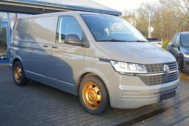 Gebraucht VW Transporter 150 PS (110 kW) 2023 Pure grey Van