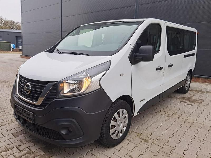 Weiß Gebraucht 2019 Nissan NV300 Van | 13.490 € - Bild 1/4