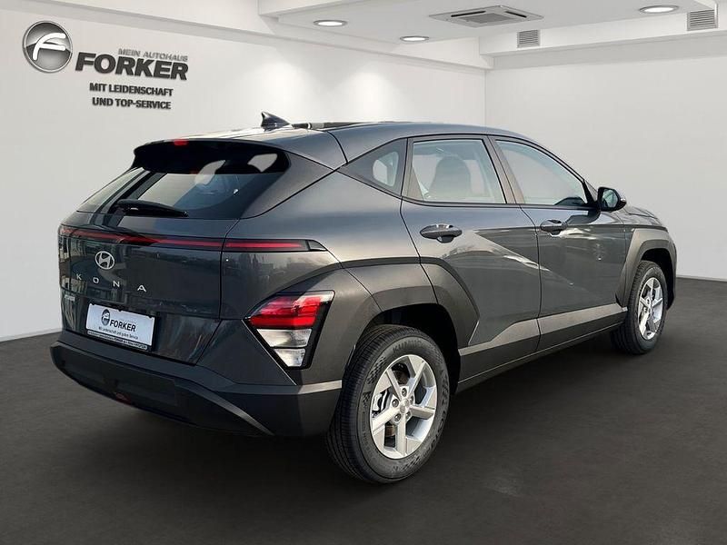 Neu Hyundai Kona Select 116 PS (85 kW) 2026 Grau SUV