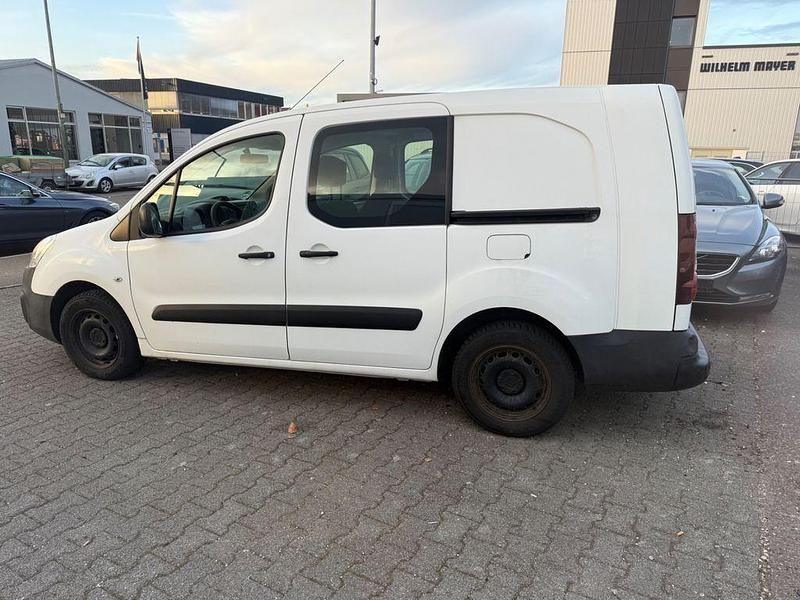 Gebraucht Citroën Berlingo 99 PS (72 kW) 2018 Weiß Van / Kleinbus