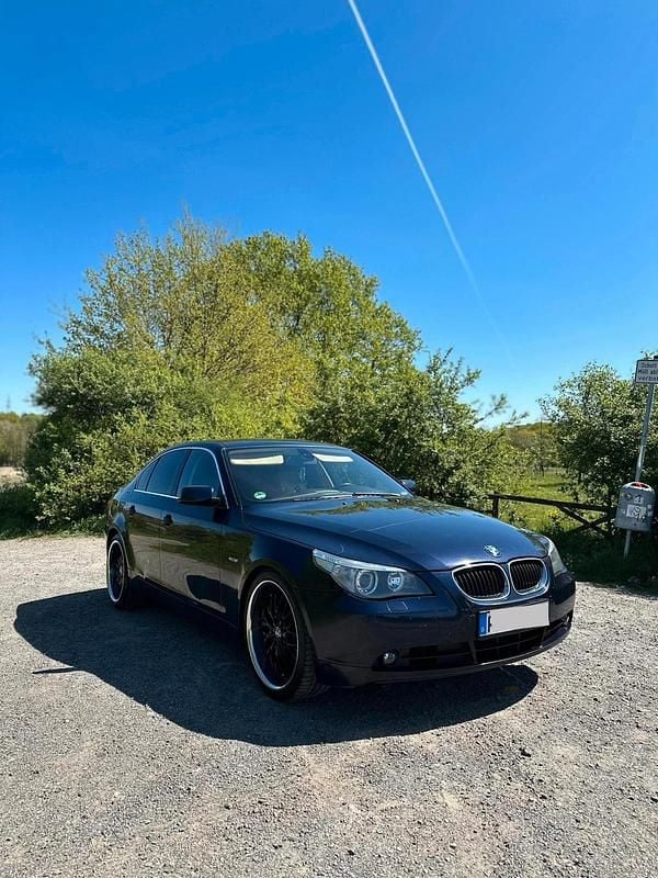 Usata BMW 525 192 CV (141 kW) 2004 Blu Berlina