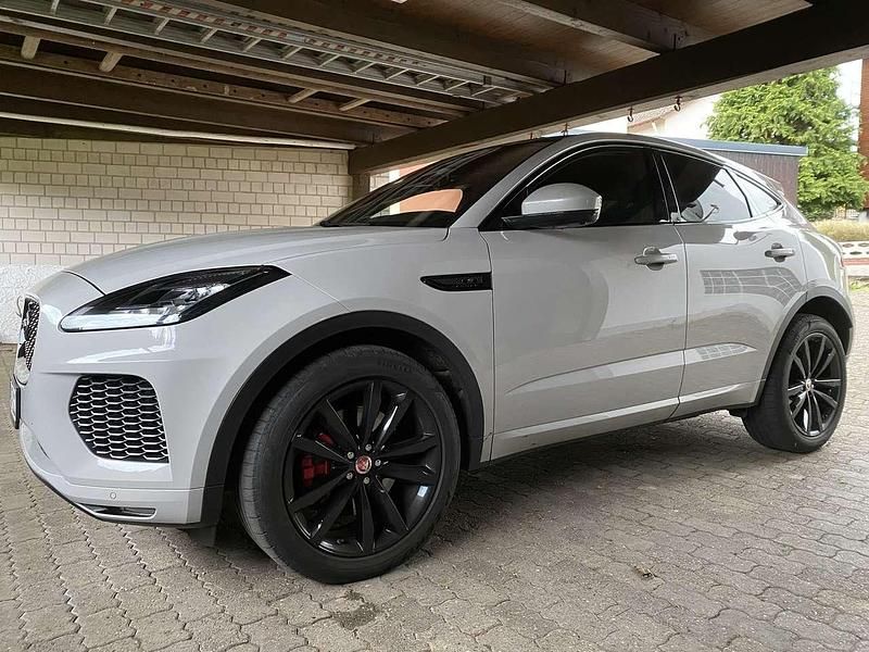 Grau Gebraucht 2019 Jaguar E-Pace R-Dynamic SUV | 20.490 € (Fairer Preis) - Bild 1/4