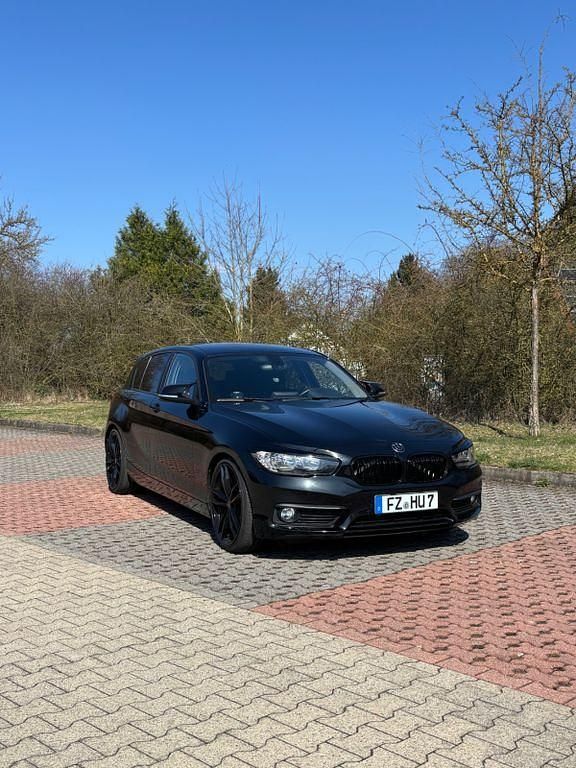 Gebraucht BMW 116 Advantage 109 PS (80 kW) 2017 Schwarz Kleinwagen