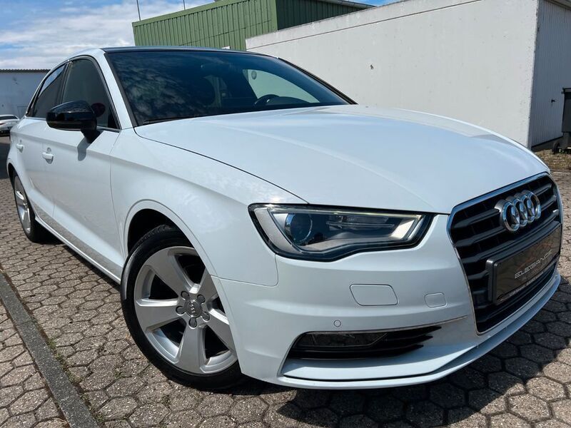 Weiß Gebraucht 2014 Audi A3 Sport Limousine | 15.599 € (Teuer) - Bild 1/4