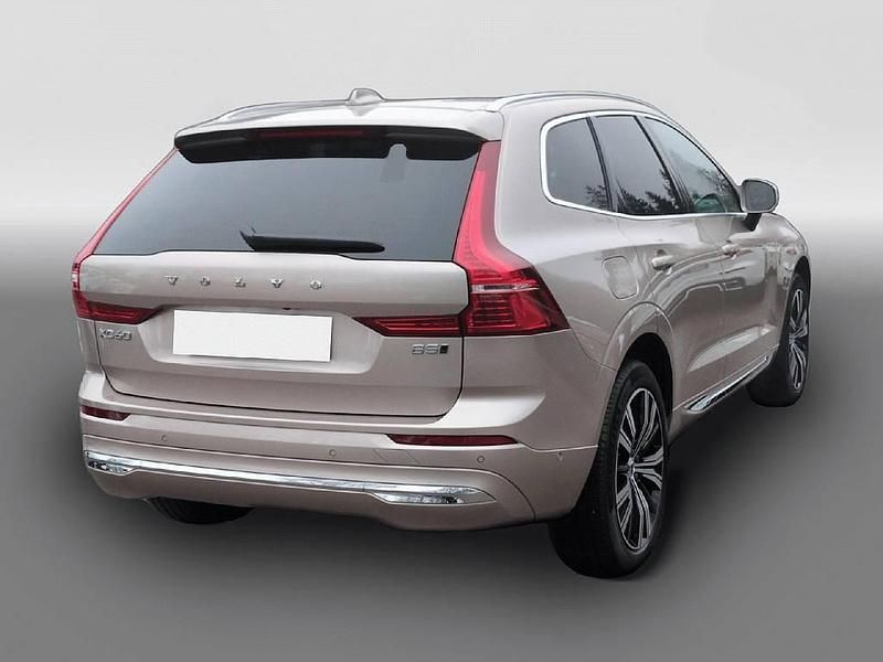 Gebraucht Volvo XC60 Ultimate 235 PS (172 kW) 2023 Beige SUV