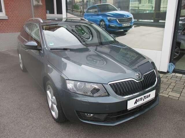 Gebraucht Skoda Octavia Style 150 PS (110 kW) 2017 Quarzgrau metallic Kombi