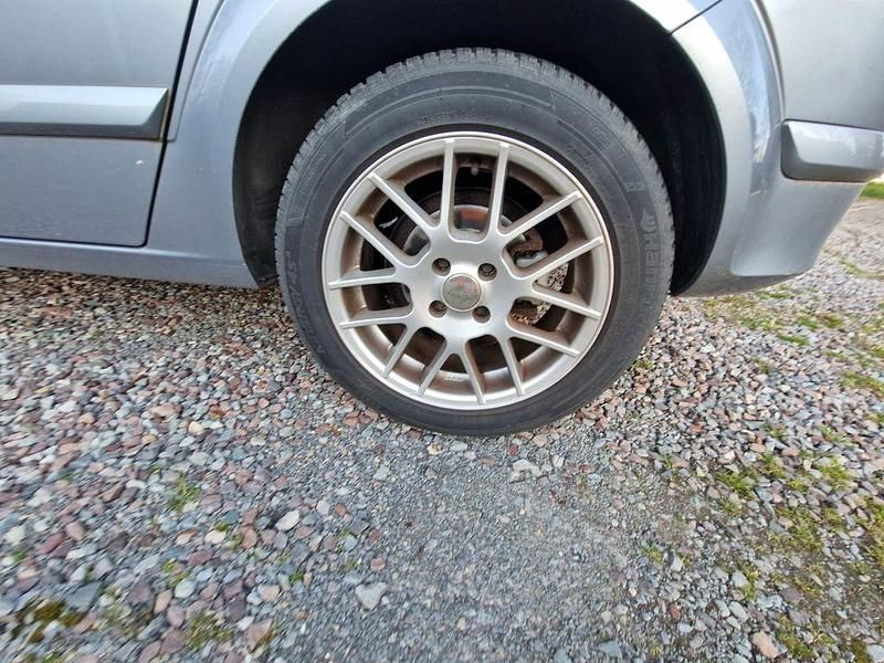 Gebraucht Opel Astra 90 PS (66 kW) 2005 Schwarz Limousine