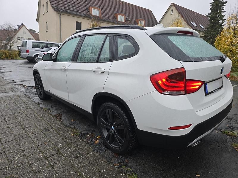 Używany BMW X1 Shadowline 116 KM (85 kW) 2014 Biały SUV