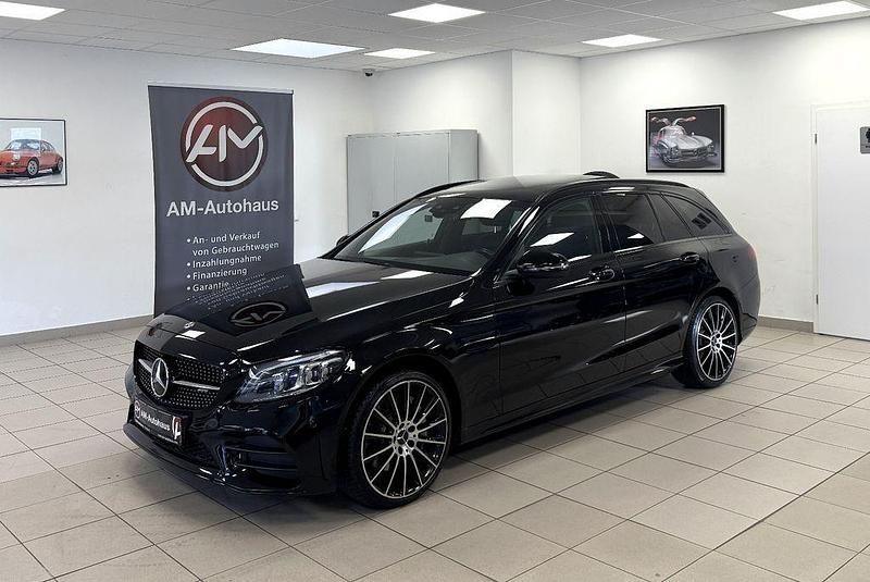 Gebraucht Mercedes C300 AMG 245 PS (180 kW) 2019 Schwarz Limousine