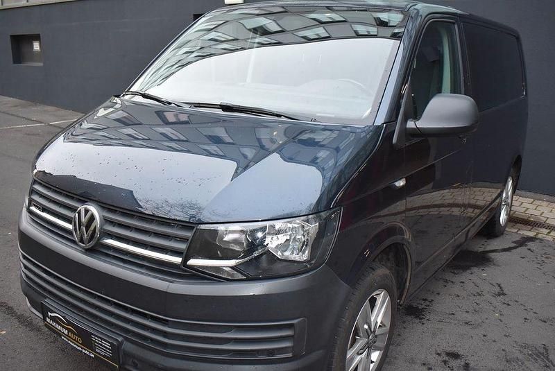 Second-hand VW T6 204 CP (150 kW) 2016 Albastru Van