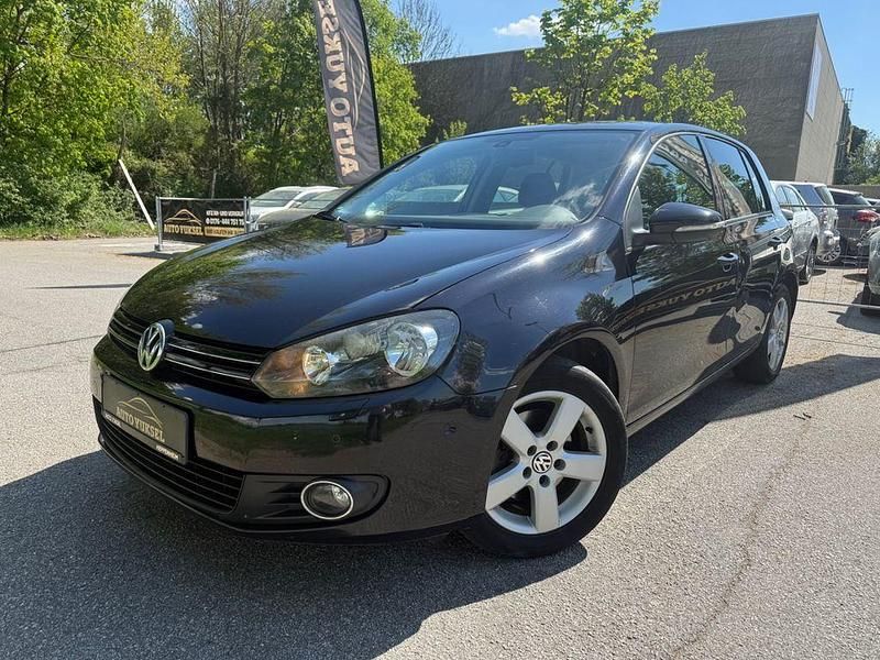 Gebraucht VW Golf VI Team 122 PS (89 kW) 2010 Schwarz Kleinwagen