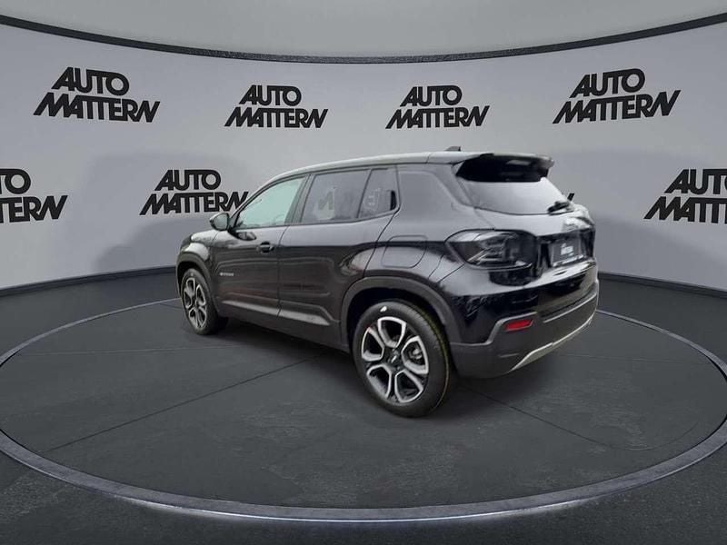 Neu Jeep Avenger Summit 110 PS (80 kW) 2026 Solid black clear coat SUV