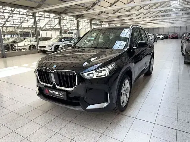 Gebraucht BMW X1 Performance 156 PS (114 kW) 2023 Schwarz SUV