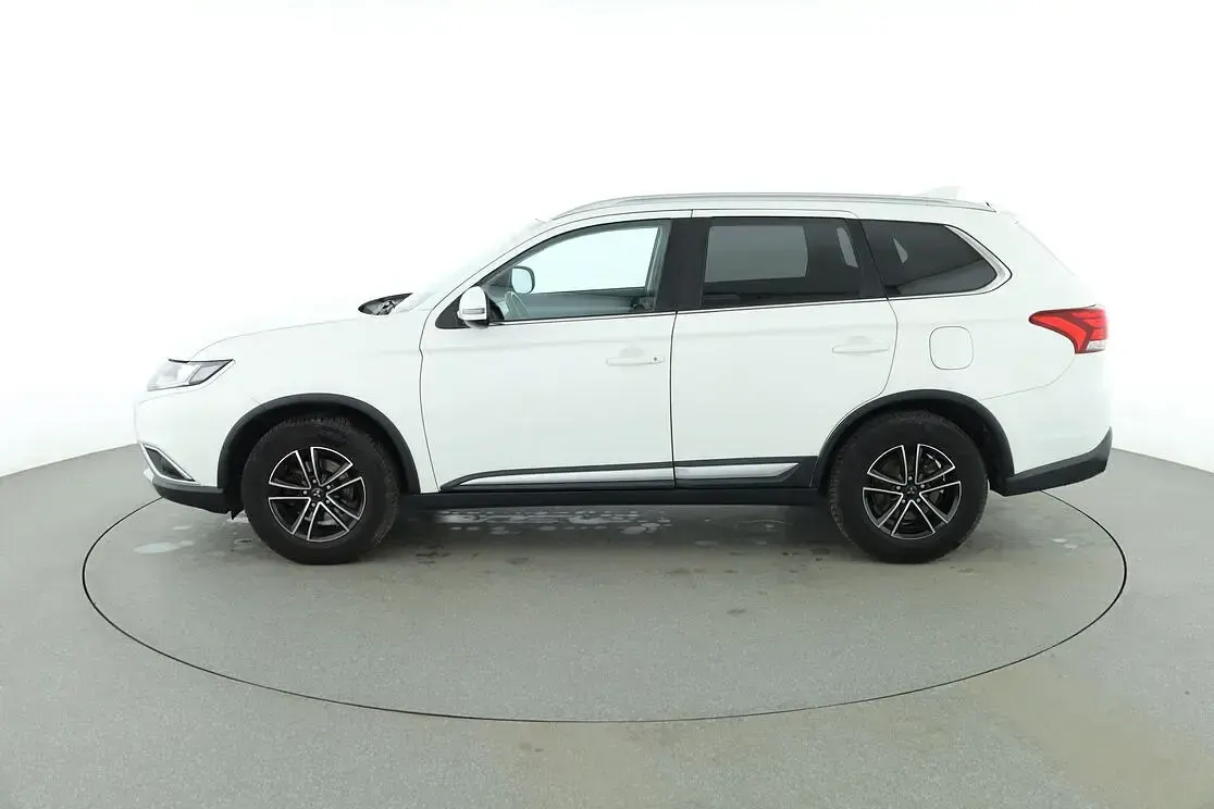 Gebraucht Mitsubishi Outlander Edition 150 PS (110 kW) 2017 Weiß SUV