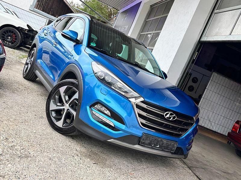 Blau Gebraucht 2016 Hyundai Tucson SUV | 12.499 € (Guter Preis) - Bild 1/4