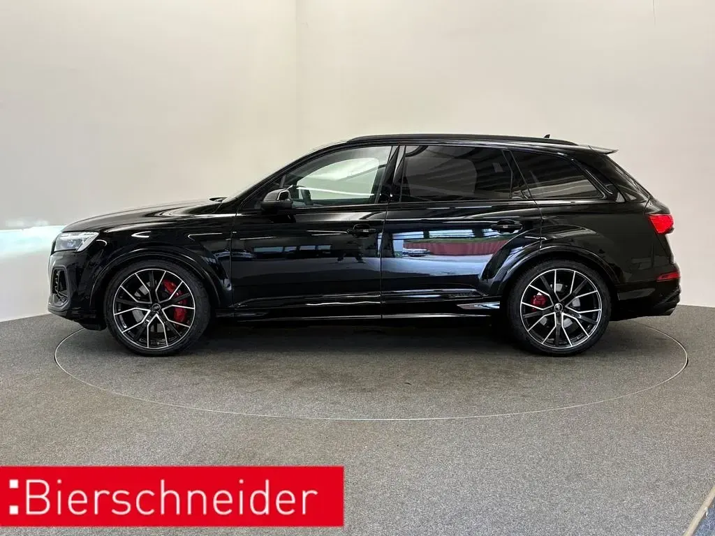 Gebraucht Audi SQ7 Ambiente 507 PS (372 kW) 2025 Schwarz SUV