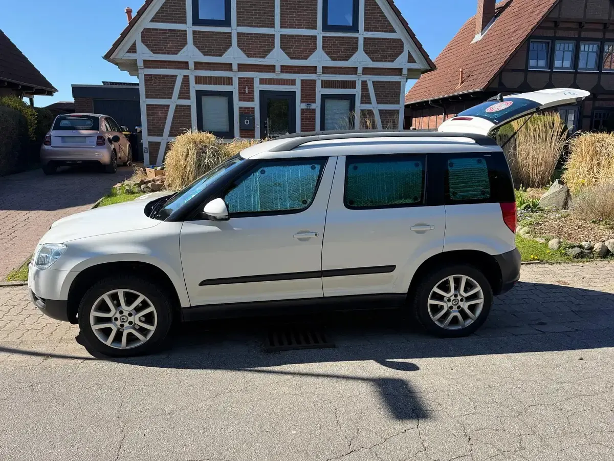 Gebraucht Skoda Yeti 100 PS (73 kW) 2013 Weiß SUV