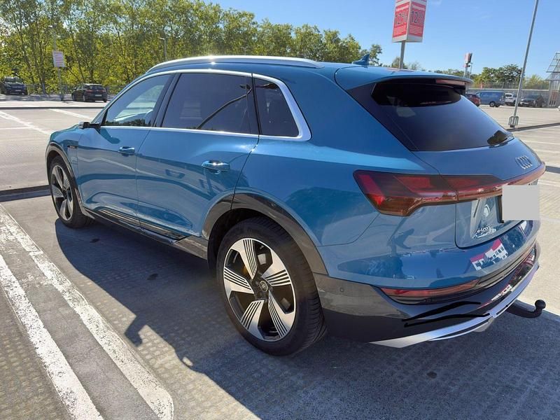 Gebraucht Audi e-tron S-Line 300 kW (408 PS) 2020 Blau SUV