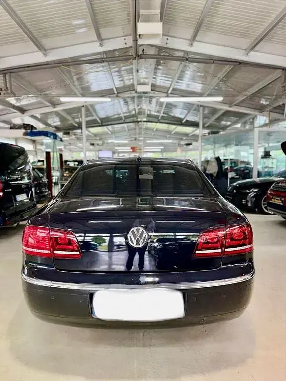 Gebraucht VW Phaeton 245 PS (180 kW) 2014 Schwarz Limousine
