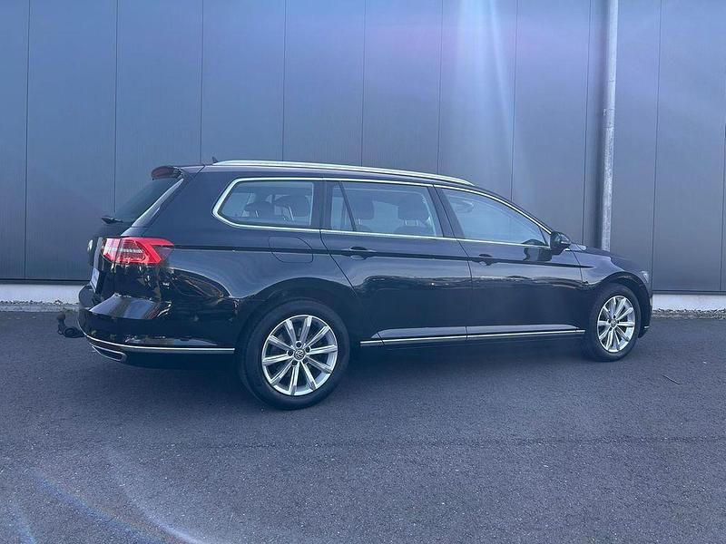 Gebraucht VW Passat Highline 190 PS (139 kW) 2019 Schwarz Kombi
