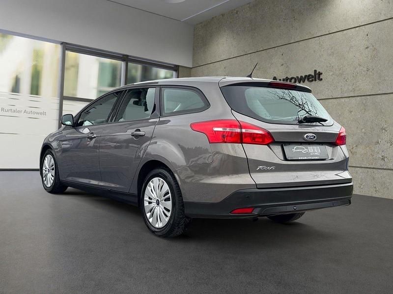 Gebraucht Ford Focus Trend 120 PS (88 kW) 2015 Braun Kombi