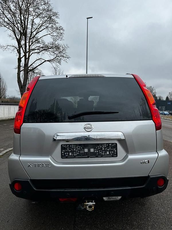 Gebraucht Nissan X-Trail Platinum 173 PS (127 kW) 2009 Grau SUV