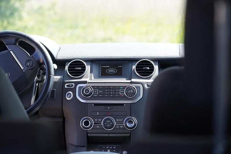 Gebraucht Land Rover Discovery 4 211 PS (155 kW) 2014 Grau SUV