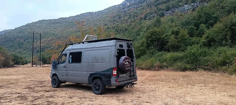 Andere farben Gebraucht 2001 Mercedes 316 Van | 29.999 € - Bild 1/4
