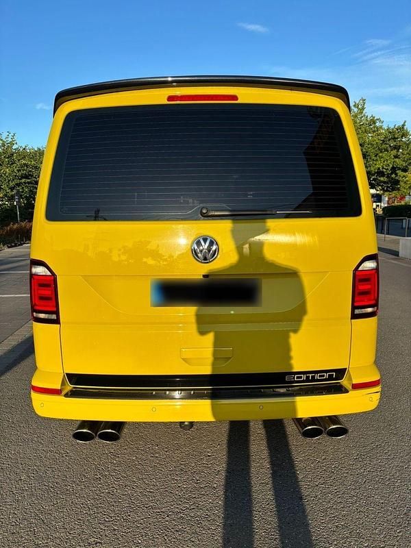 Gebraucht VW Transporter 204 PS (150 kW) 2018 Gelb Van