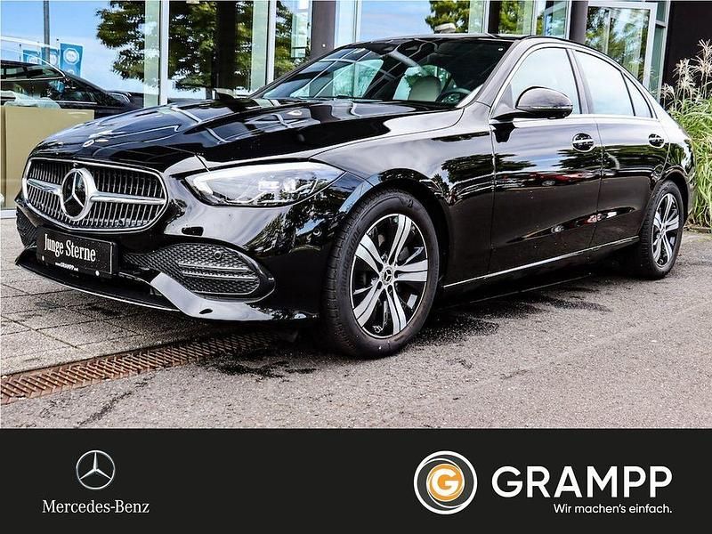 Schwarz Gebraucht 2024 Mercedes C200 Avantgarde Limousine | 41.850 € (Teuer) - Bild 1/4