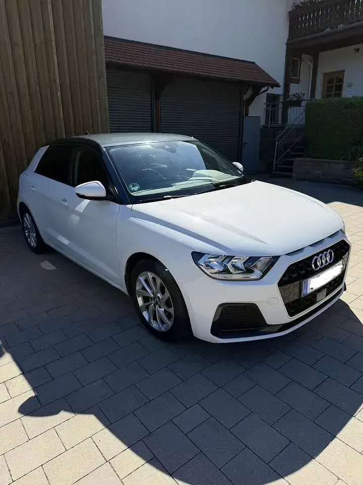 Gebraucht Audi A1 Advanced 95 PS (69 kW) 2021 Weiß SUV