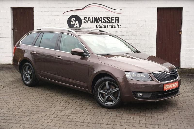 Gebraucht Skoda Octavia Style 150 PS (110 kW) 2015 Braun Kleinwagen