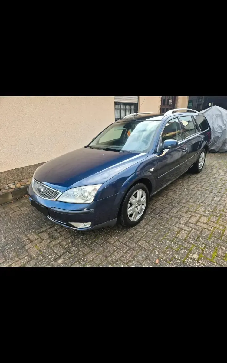 Gebraucht Ford Mondeo 130 PS (95 kW) 2004 Blau Kombi
