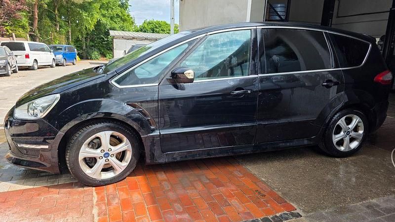 Gebraucht Ford S-MAX Titanium S 239 PS (175 kW) 2011 Schwarz Van / Kleinbus