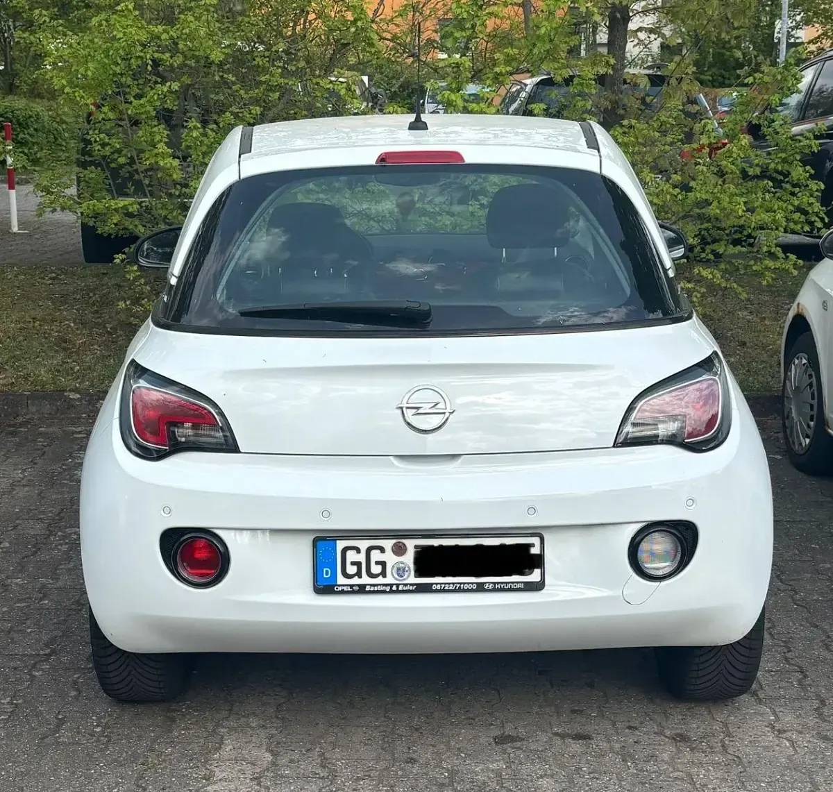 Używany Opel Adam Jam 101 KM (74 kW) 2014 Biały Hatchback