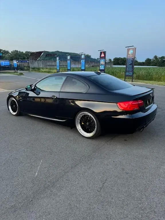 Gebraucht BMW 335 M Performance 306 PS (225 kW) 2010 Schwarz Coupé