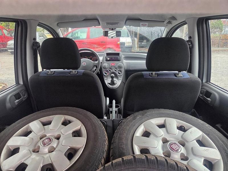 Gebraucht Fiat Panda Dynamic 69 PS (50 kW) 2011 Silber Kleinwagen