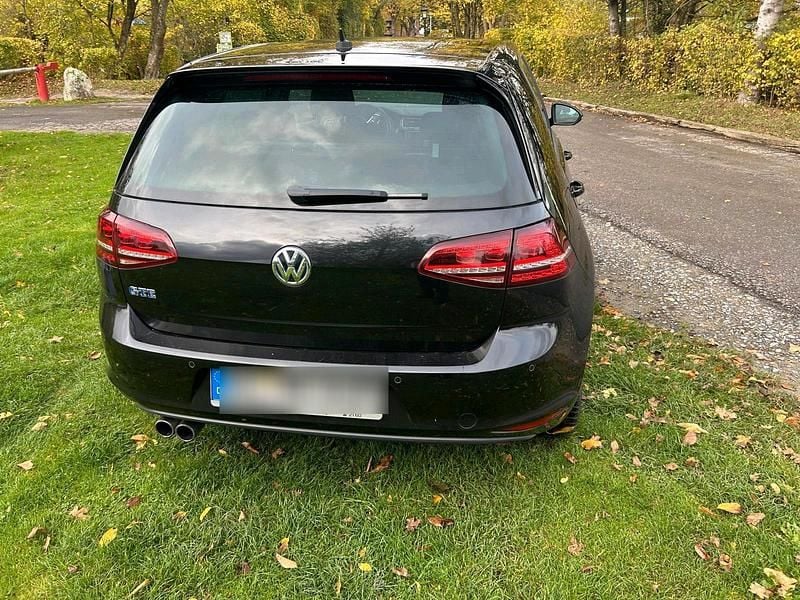 Gebraucht 2017 VW Golf VII GTE Kleinwagen | 14.100 € (Guter Preis) - Bild 1/4