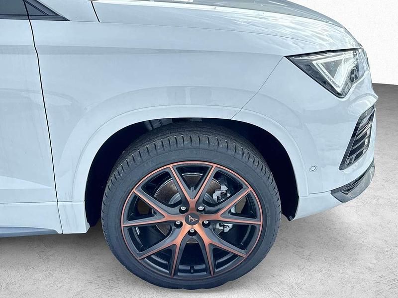 Neu Cupra Ateca 150 PS (110 kW) 2026 Weiss SUV