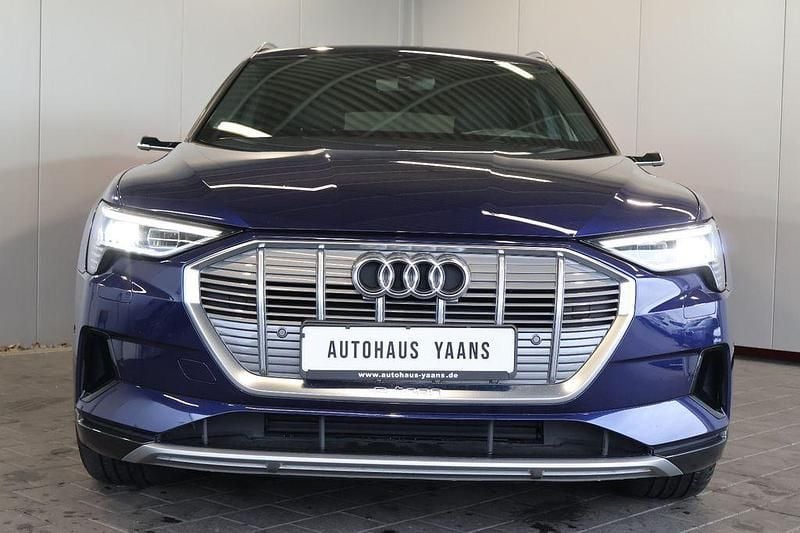 Gebraucht Audi e-tron Advanced 230 kW (313 PS) 2022 Blau SUV